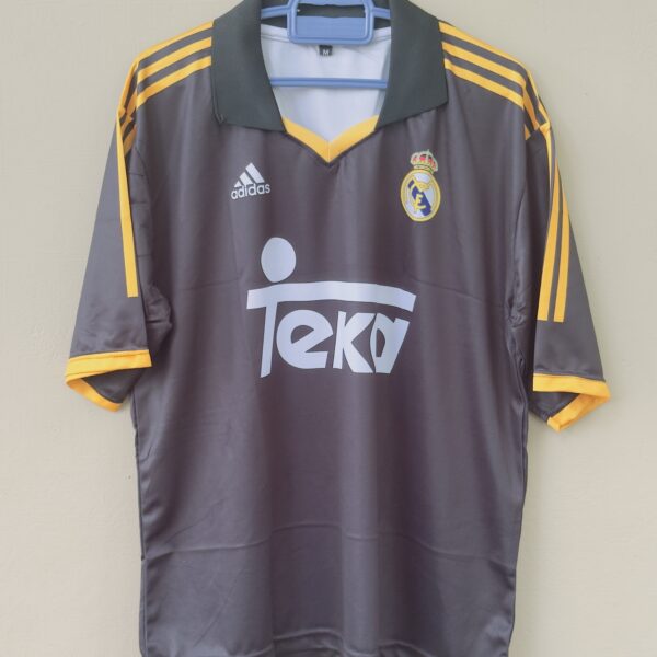 REAL MADRID 1999-2000 AWAY KIT R.CARLOS FIVESLEEVE POLO